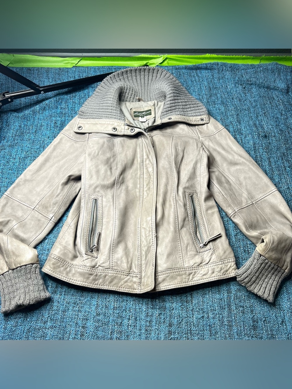 Vintage Eddie Bauer 100% Lamb Leather Zip Up Jacket in Gray Women's Small